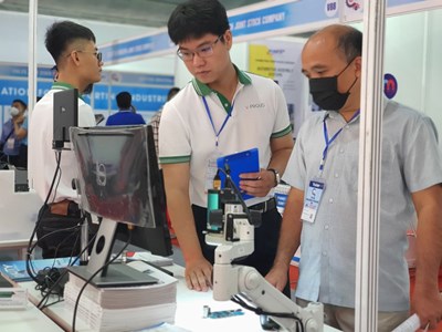 V-PROUD THAM GIA TRIỂN LÃM FBC ASEAN 2022