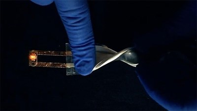 Loại pin mới mạnh gấp những 10 lần "đương kim vô địch"