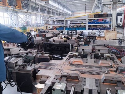 MÁY QUÉT 3D TRACKSCAN-P_QUÁ TRÌNH KIỂM TRA KHUÔN ĐÚC NHÔM Ô TÔ TRONG 10 PHÚT 
