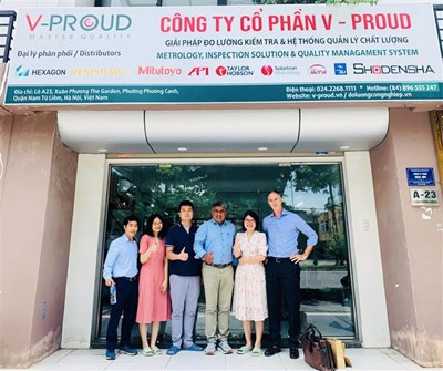 Sự kiện đặc biệt - Michael Schwantzer - Phó Chủ Tịch Mahr Khu Vực Châu Á Thăm Văn Phòng và Showroom của V-Proud